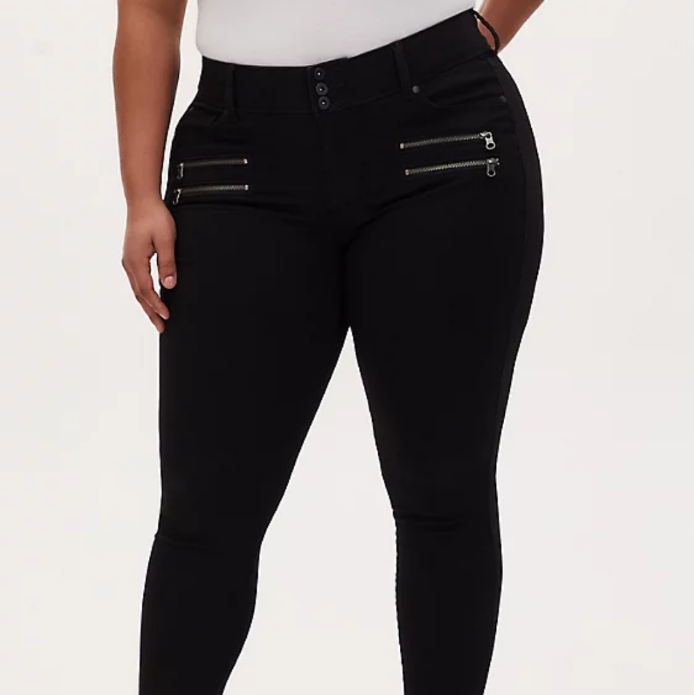 🖤Torrid🖤 zipper jegging/ jeans